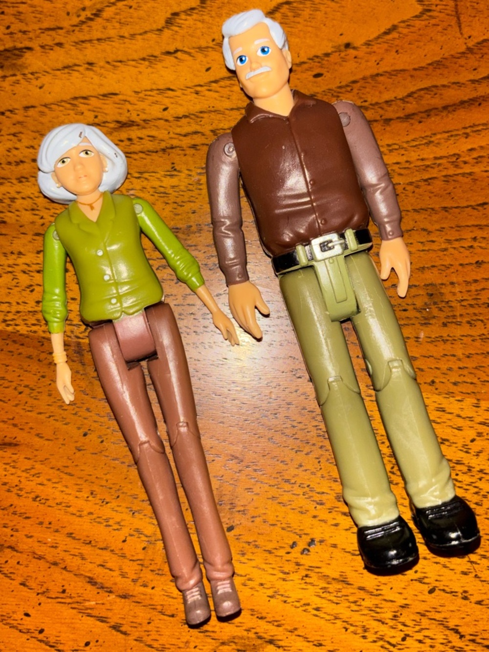 Pair of Vintage-Style Grandpa & Grandma Dollhouse Figures